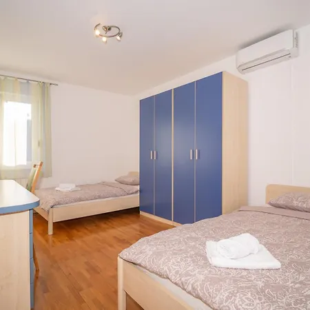 Lilly Apartman